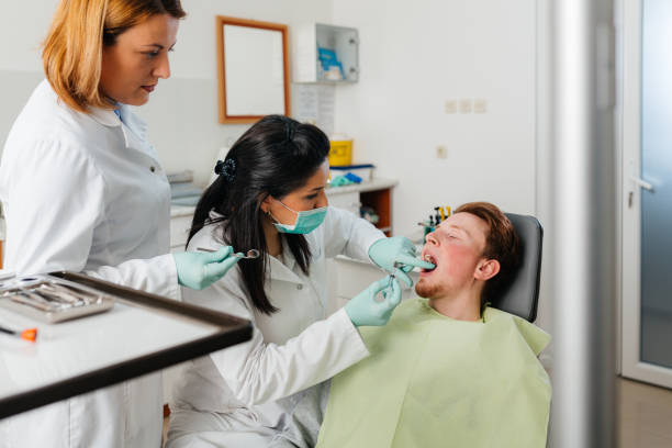 Best Emergency Tooth Extraction  in Mcarthur, OH